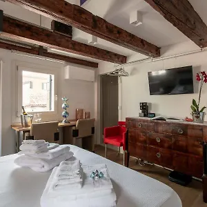 Appartement Biennale Gallery, Venise